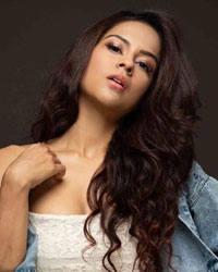 Sana Saeed